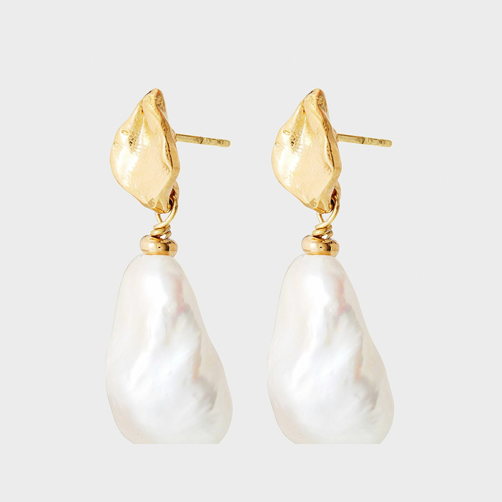 Gold plated earrings baroque pearls